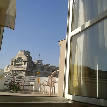 Apartment University Square Penthouse *