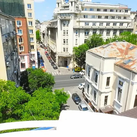 아파트 University Square Penthouse *
